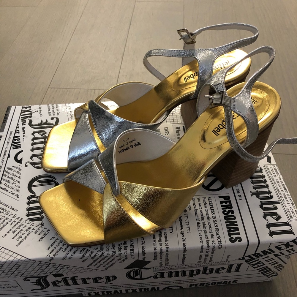 NIB Jeffrey Campbell Antique Heeled Sandals